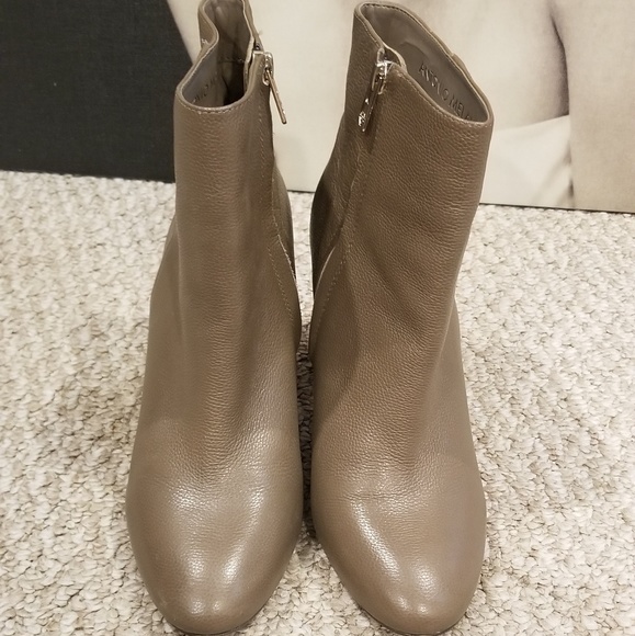 Antonio Melani booties - Picture 1 of 6